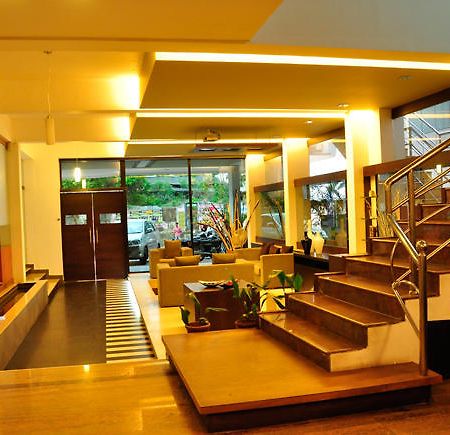 Sayoojyam Residency Hotel Palakkad Bagian luar foto