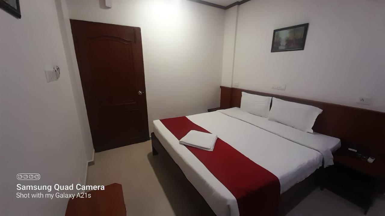 Sayoojyam Residency Hotel Palakkad Bagian luar foto
